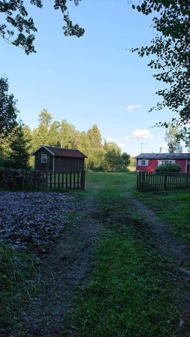 Stuga Vad Vatten Åsarp Exterior foto